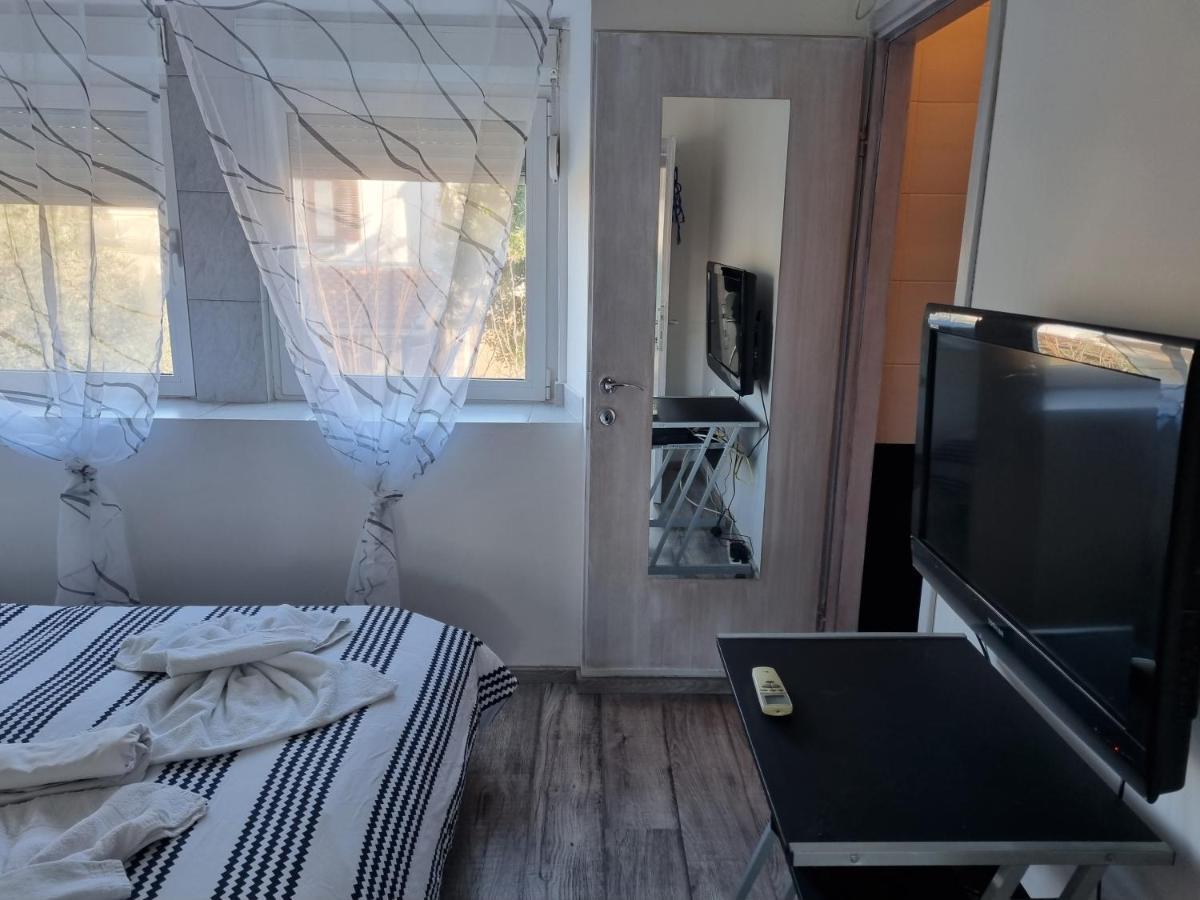 Guest House Roki & Diva (Adults Only) Ζαντάρ Εξωτερικό φωτογραφία