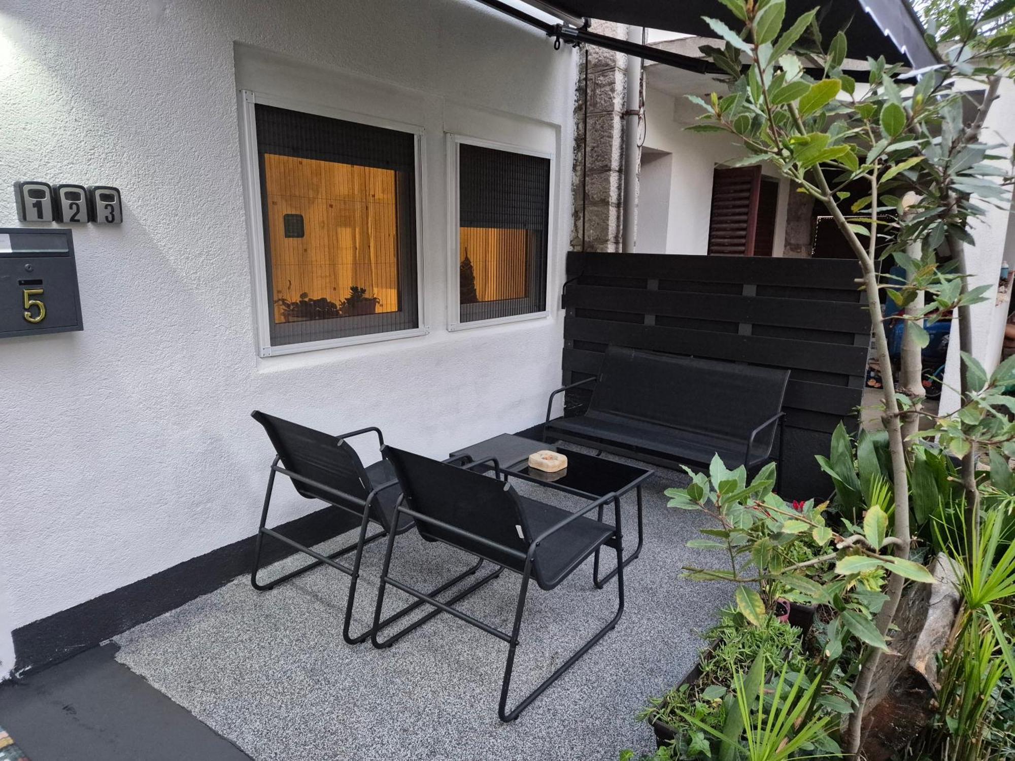 Guest House Roki & Diva (Adults Only) Ζαντάρ Εξωτερικό φωτογραφία